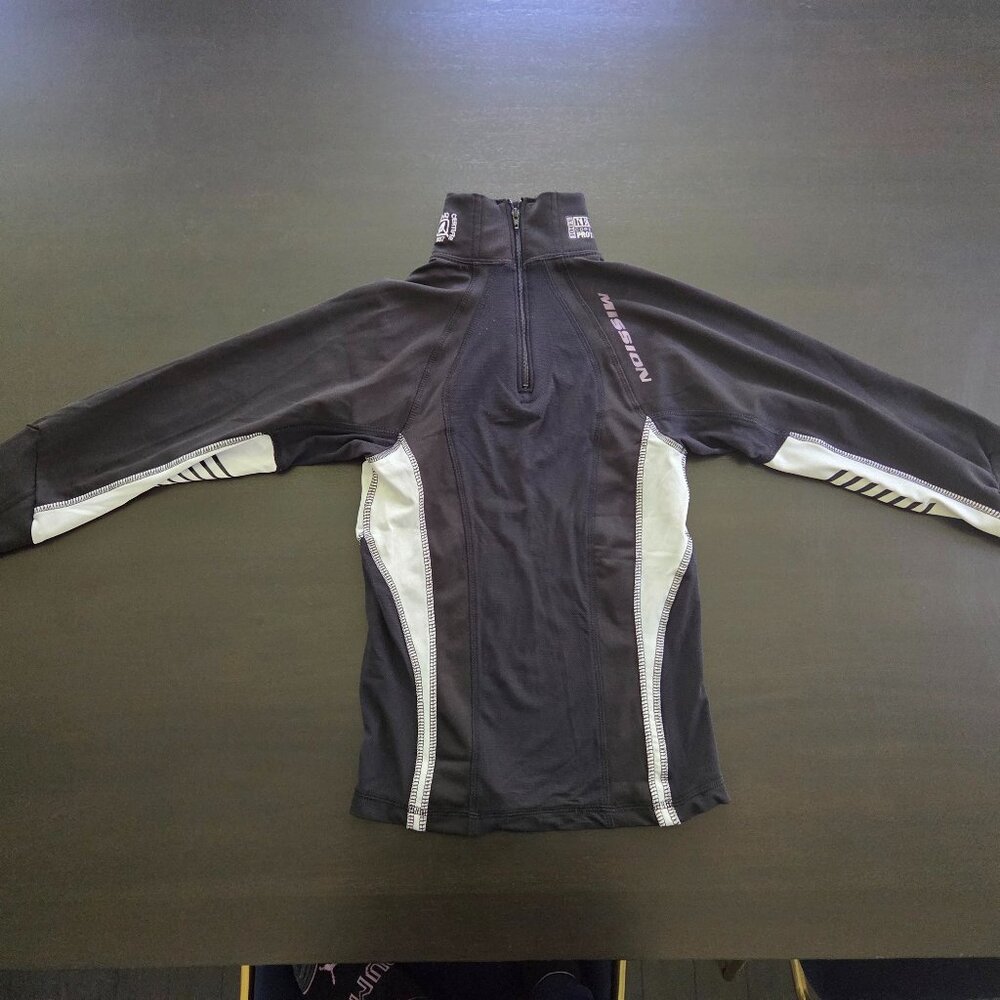Mission hockey cut-resistant shirt